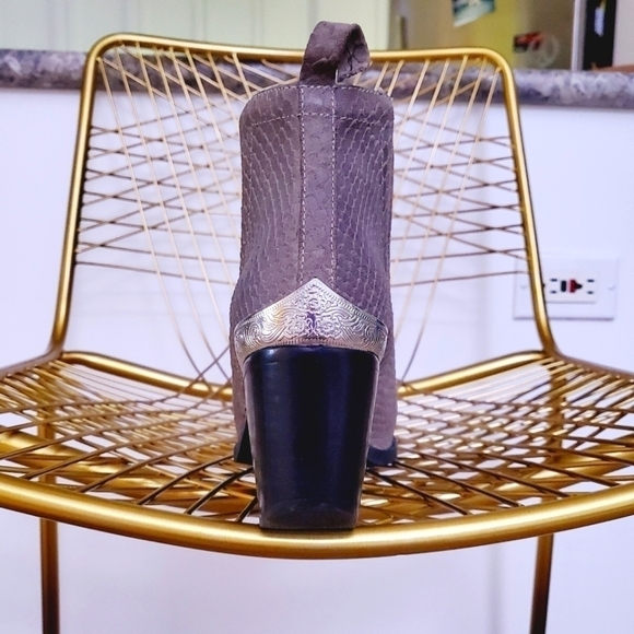 Jeffrey Campbell | Cromwell Boot - Picture 6 of 8